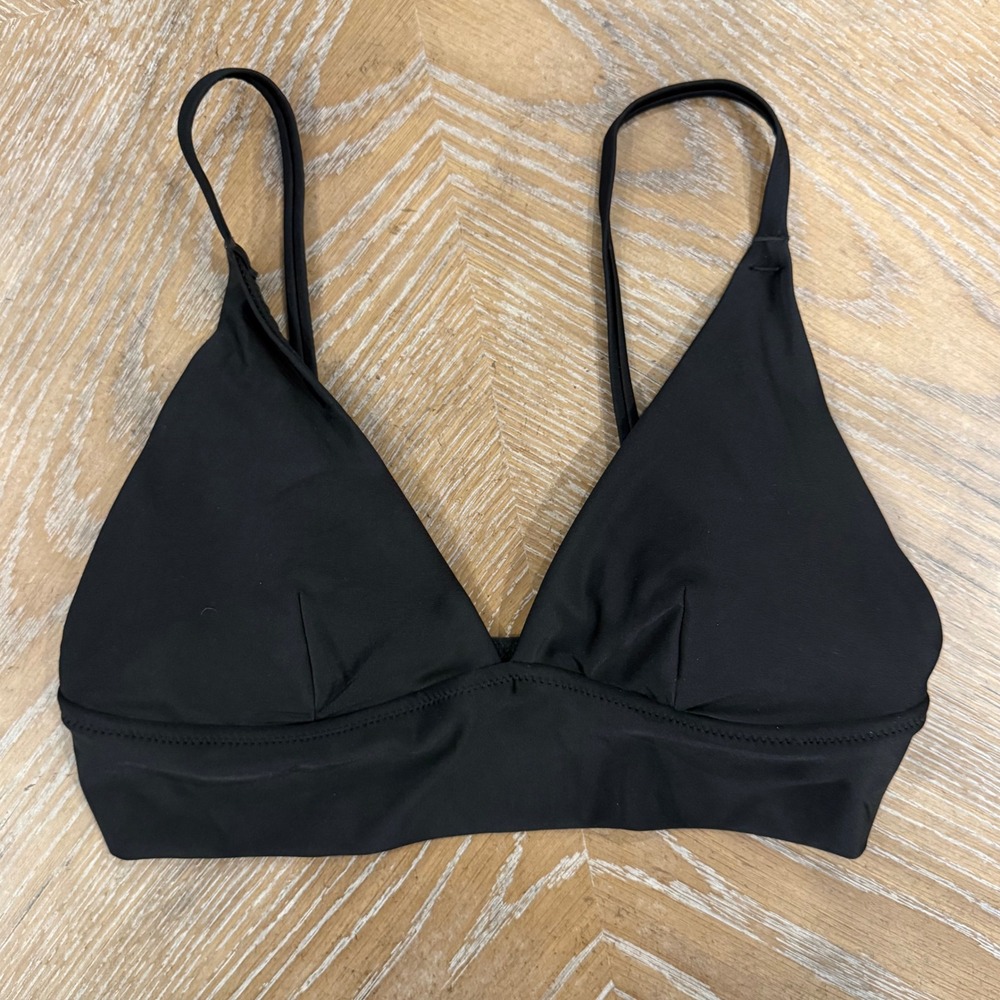 Aerie Triangle Bikini Top Black Medium NWT Adjustable Straps Padded